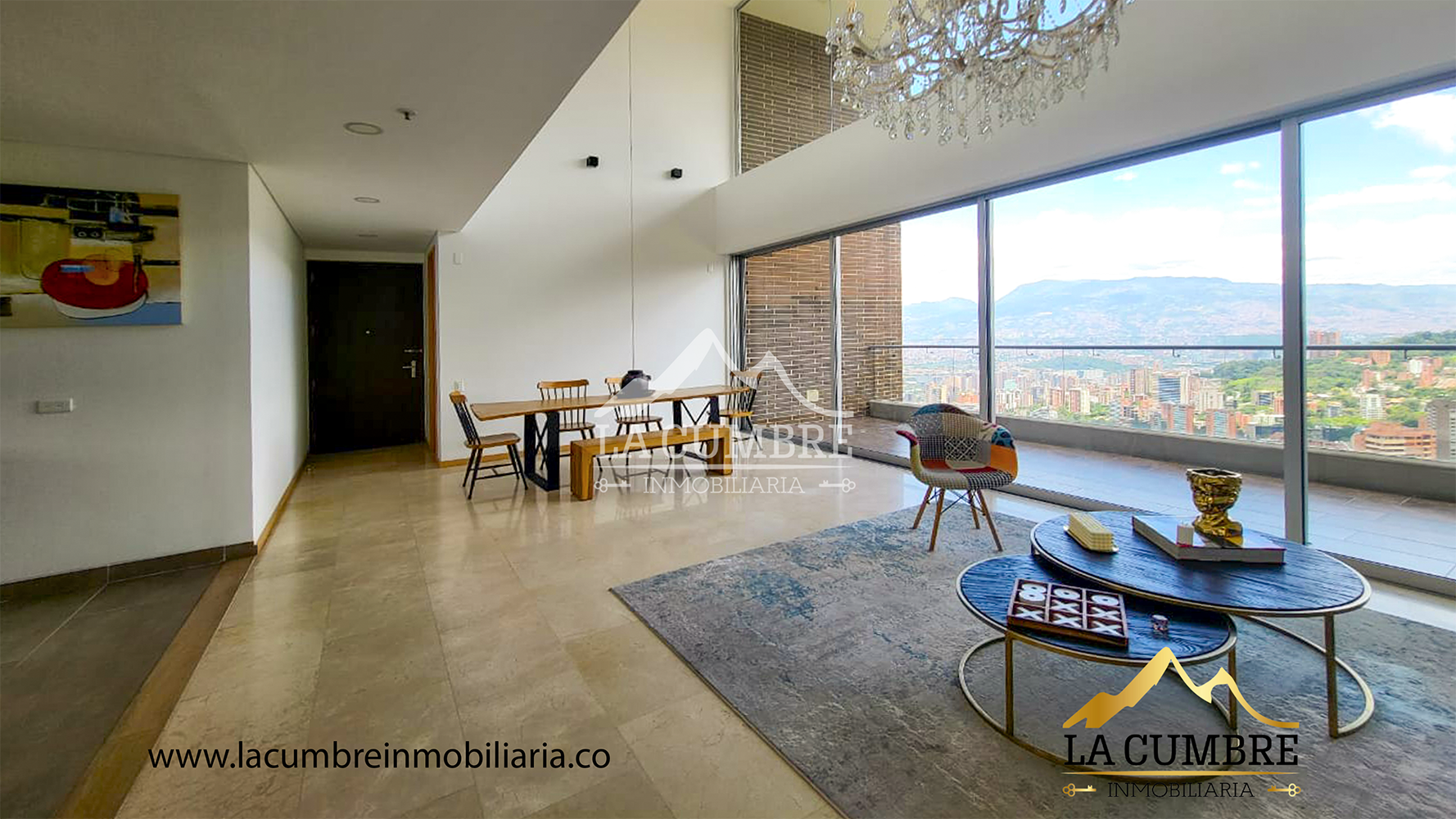 Casa en arriendo en El Tesoro, Medellín · foto 2 de 17