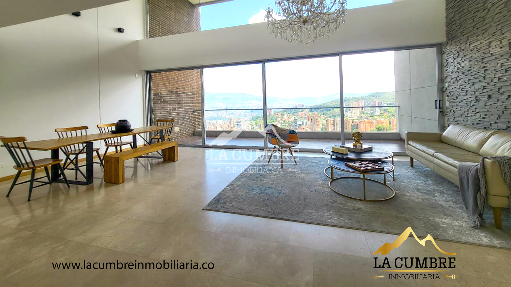 Casa en arriendo en El Tesoro, Medellín · foto 3 de 17