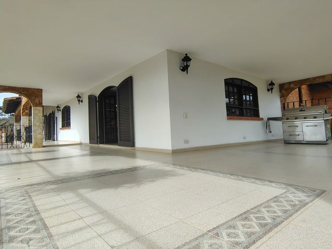 Finca en arriendo en La Convencion, Rionegro, 500 m² · foto 3 de 24