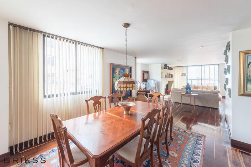Apartamento en venta en Los Rosales, Bogotá · foto 3 de 13