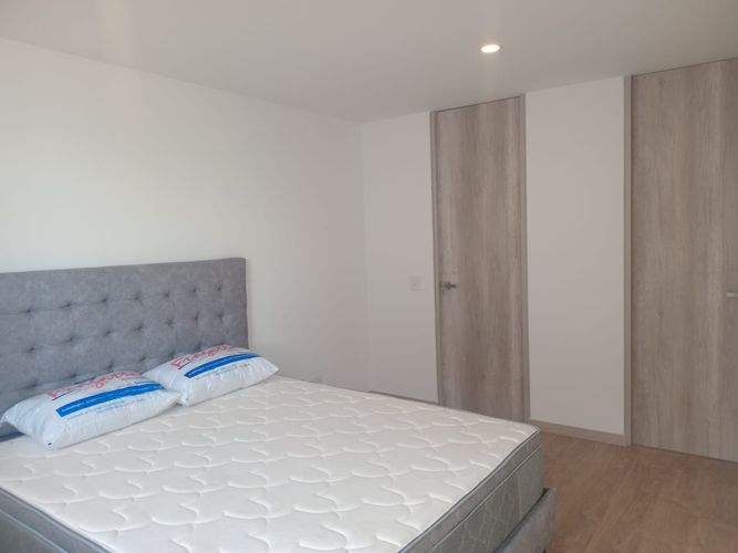 Apartamento de 3 alcobas en arriendo en El Poblado, Medellín, 95 m² · foto 13 de 18