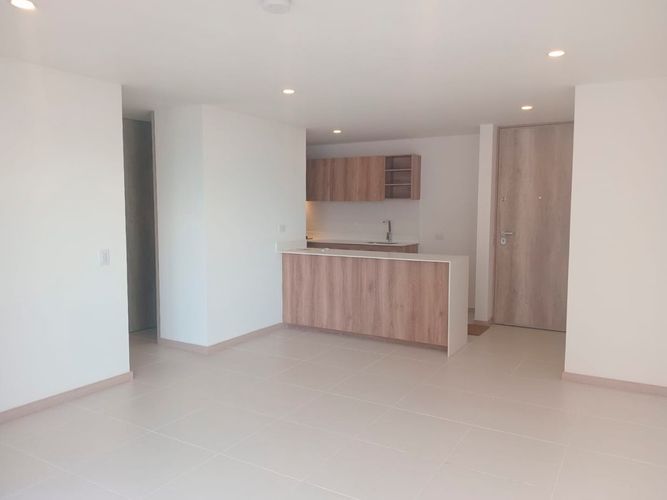 Apartamento de 3 alcobas en arriendo en El Poblado, Medellín, 95 m² · foto 8 de 18