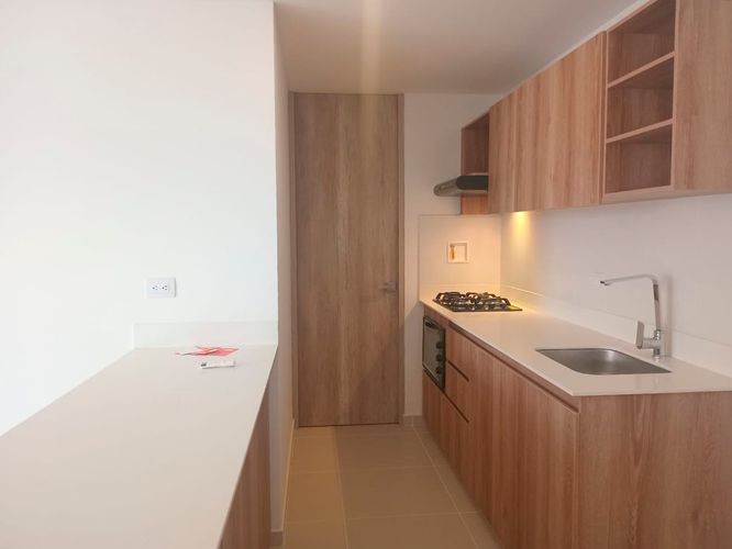 Apartamento de 3 alcobas en arriendo en El Poblado, Medellín, 95 m² · foto 5 de 18