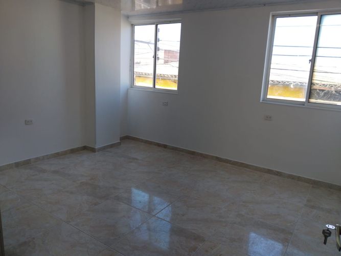Apartamento de 3 alcobas en venta en Girardot, Bucaramanga, 100 m² · foto 2 de 13