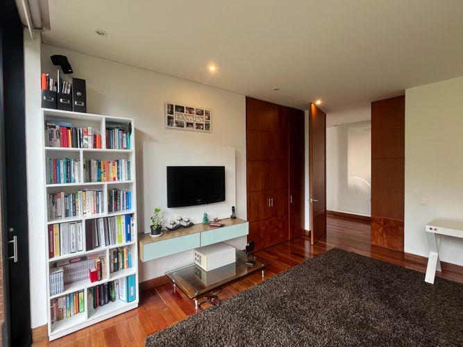 Casa en venta en Guaymaral, Bogotá · foto 3 de 24