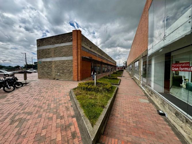 Local en venta en Novaterra, Mosquera, 56 m² · foto 4 de 9