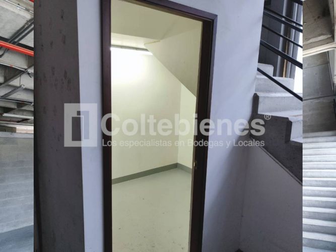 Bodega en arriendo en La Tablaza, La Estrella, 4256 m² · foto 18 de 18