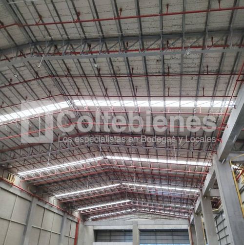 Bodega en arriendo en La Tablaza, La Estrella, 4549 m² · foto 6 de 12
