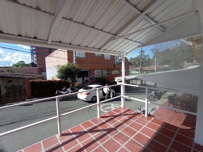 Local en arriendo en Los Colegios, Rionegro, 70 m² · foto 3 de 15