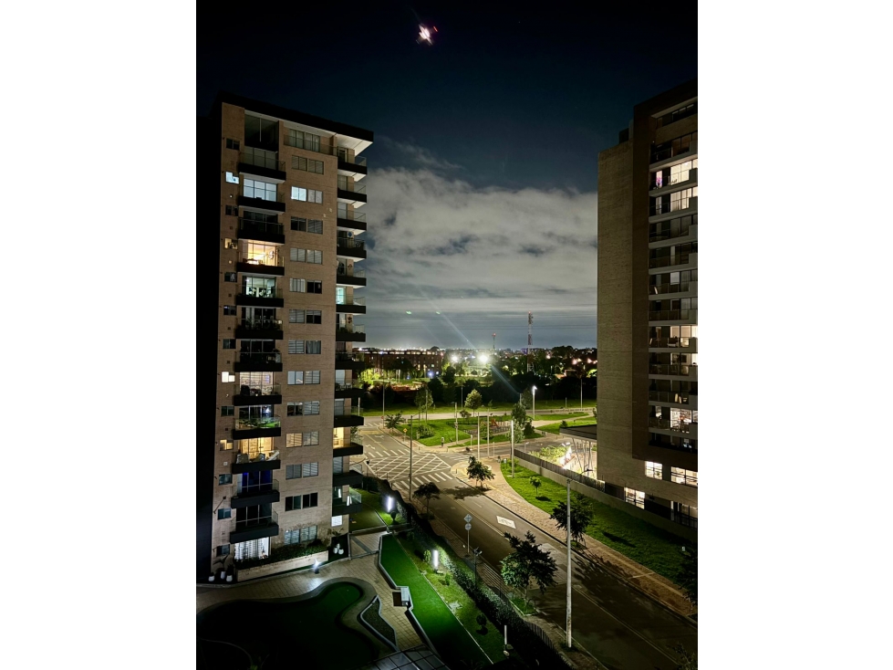 Apartamento en venta en La Felicidad, Bogotá · foto 6 de 16