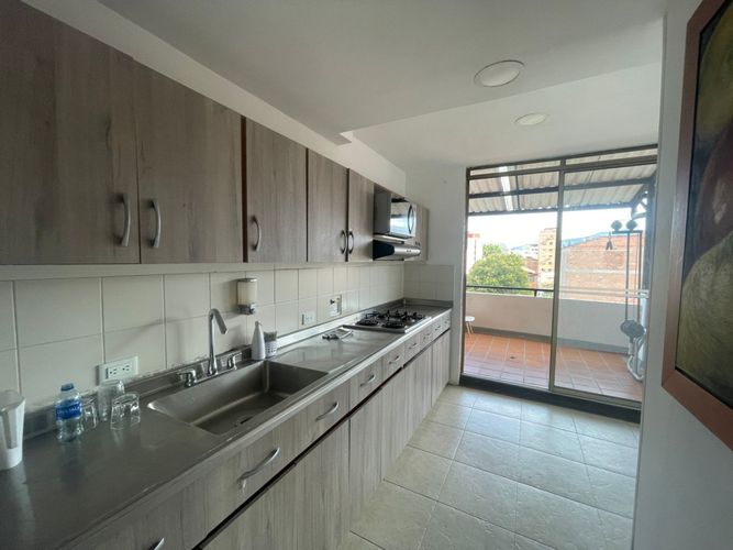 Apartamento de 3 alcobas en venta en Simón Bolívar, Medellín, 220 m² · foto 13 de 24
