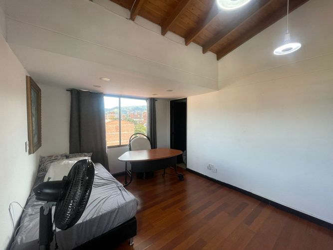 Apartamento de 3 alcobas en venta en Simón Bolívar, Medellín, 220 m² · foto 21 de 24