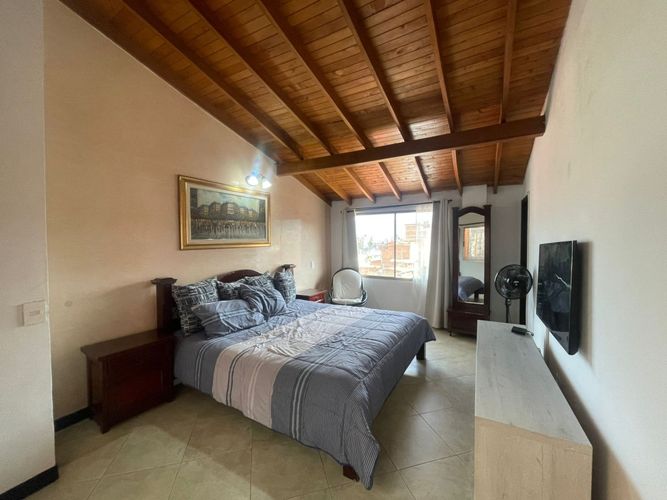 Apartamento de 3 alcobas en venta en Simón Bolívar, Medellín, 220 m² · foto 24 de 24