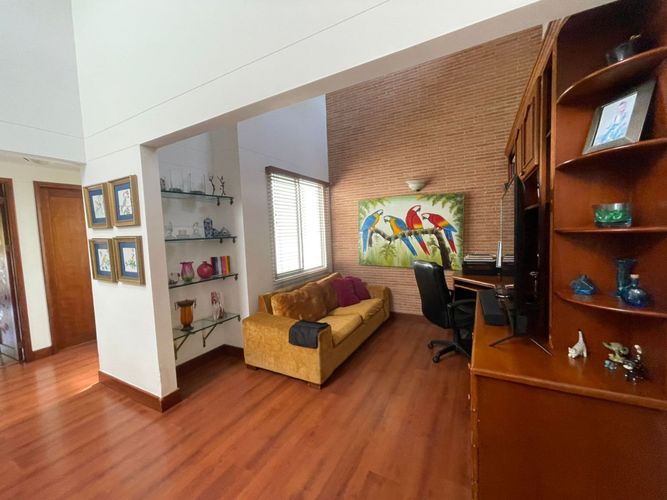 Casa de 3 alcobas en venta en Loma Del Esmeraldal, Envigado, 273 m² · foto 12 de 24