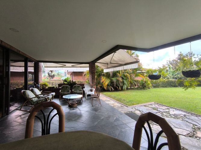 Casa de 4 alcobas en venta en Altos Del Poblado, Medellín, 464 m² · foto 11 de 24
