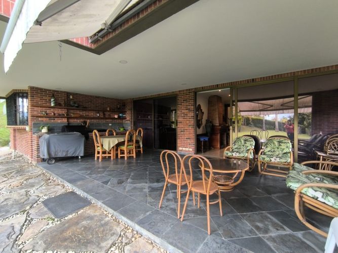 Casa de 4 alcobas en venta en Altos Del Poblado, Medellín, 464 m² · foto 12 de 24