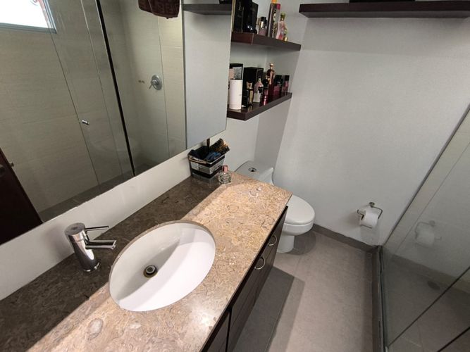Casa de 3 alcobas en venta en Montessori, Envigado, 198 m² · foto 20 de 24
