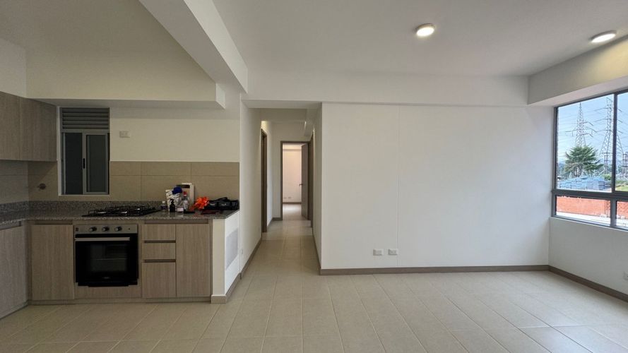 Apartamento de 3 alcobas en venta en Los Colegios, Rionegro, 78 m² · foto 2 de 10
