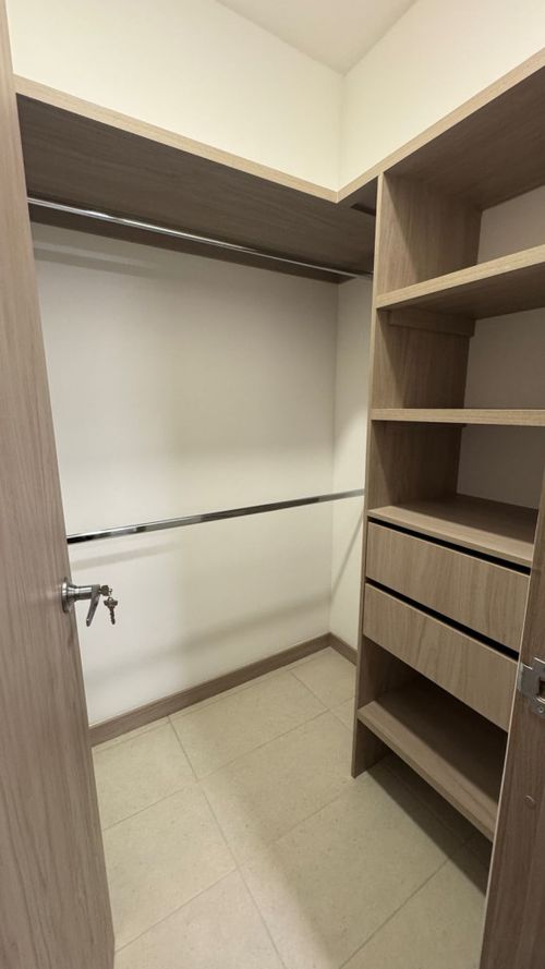 Apartamento de 3 alcobas en venta en Los Colegios, Rionegro, 78 m² · foto 5 de 10