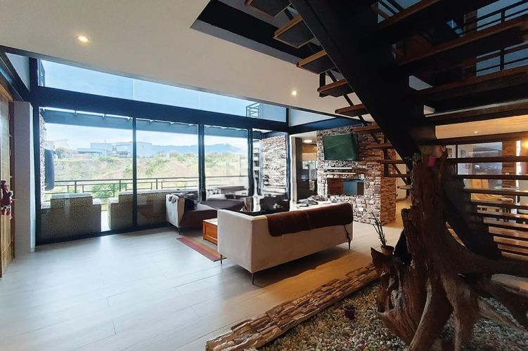 Casa de 5 alcobas en venta en Loma Del Escobero, El Retiro, 450 m² · foto 3 de 23