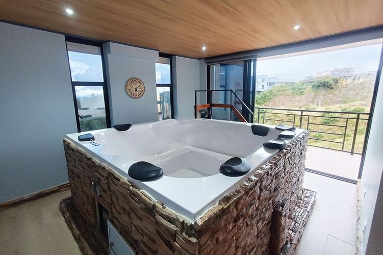 Casa de 5 alcobas en venta en Loma Del Escobero, El Retiro, 450 m² · foto 22 de 23
