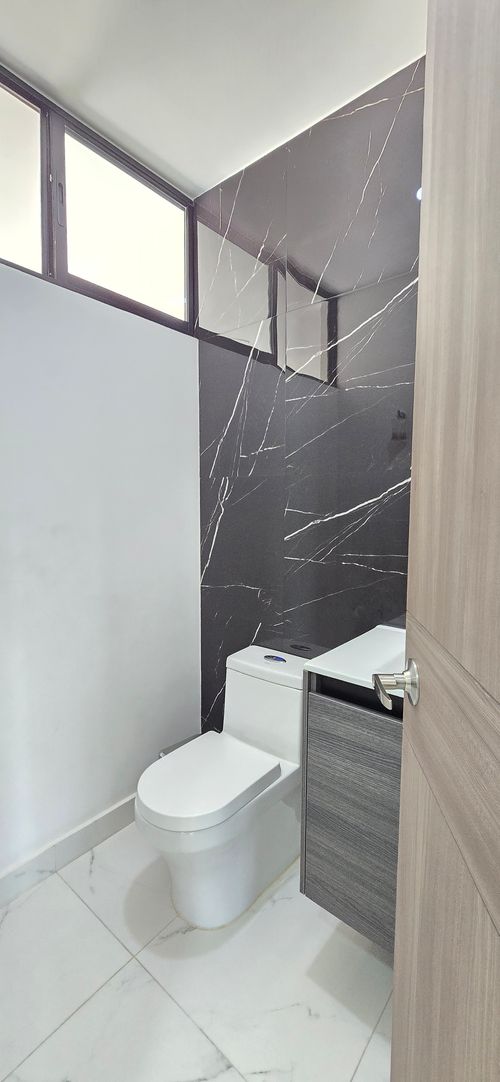 Casa de 3 alcobas en venta en Ruitoque, Girón, 380 m² · foto 10 de 24