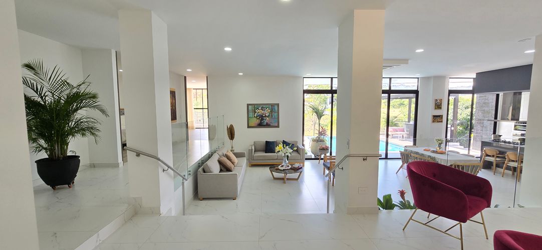 Casa de 3 alcobas en venta en Ruitoque, Girón, 380 m² · foto 11 de 24