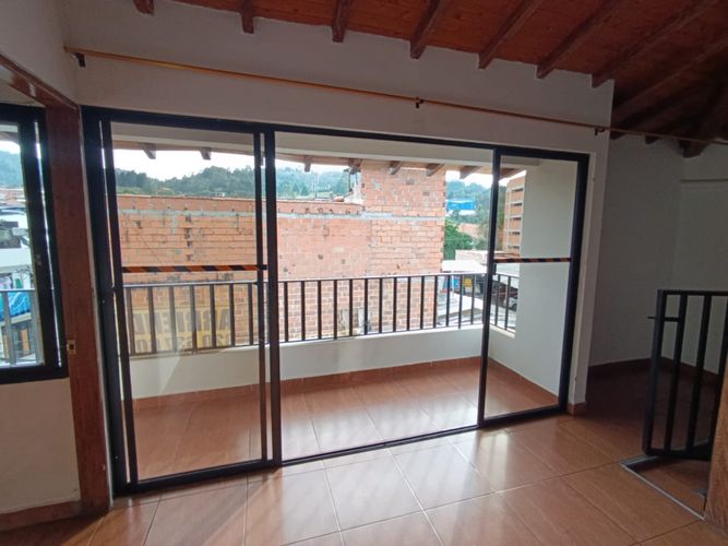 Apartamento de 4 alcobas en venta en Guarne, 112 m² · foto 10 de 22