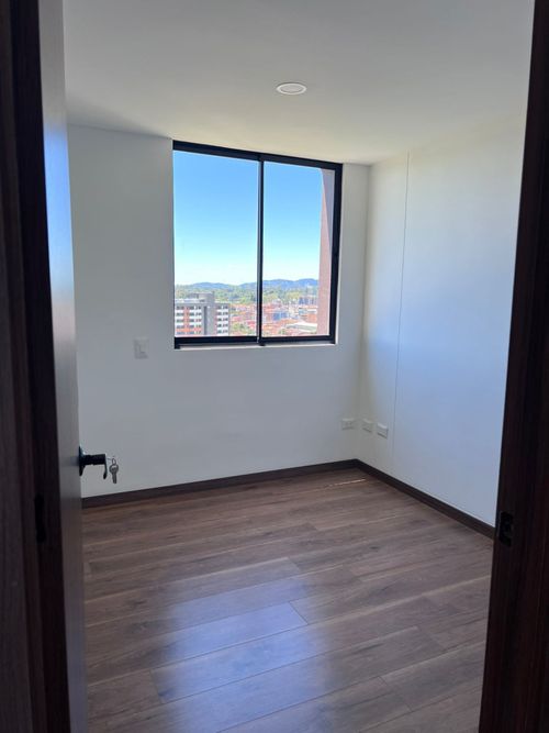 Apartamento de 2 alcobas en venta en Centro, Rionegro, 60 m² · foto 6 de 10