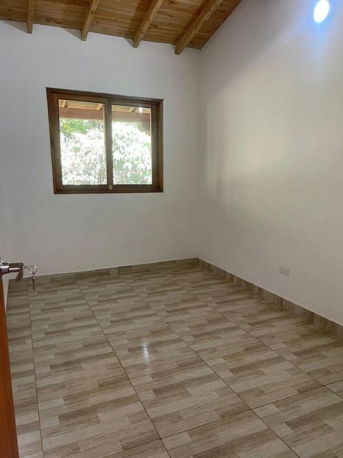 Casa de 3 alcobas en venta en Chaparral, Guarne, 125 m² · foto 10 de 22