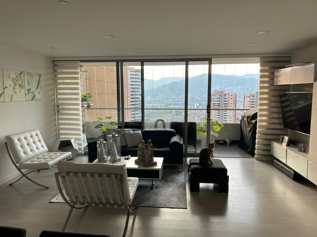 Apartamento en Venta en Loma de las brujas, Envigado