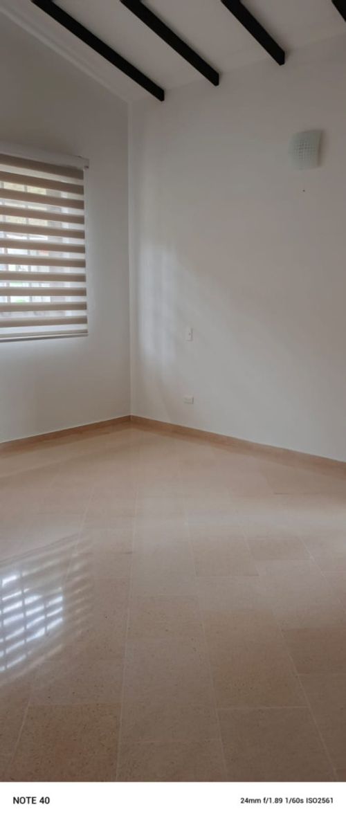 Finca en venta en Monta�Ez, Guarne, 290 m² · foto 11 de 18