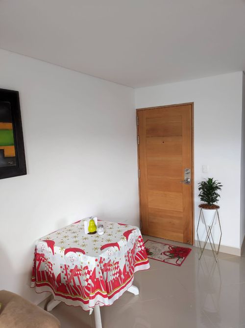 Apartamento de 3 alcobas en venta en El Carmen De Viboral, El Carmen de Viboral, 86 m² · foto 8 de 12