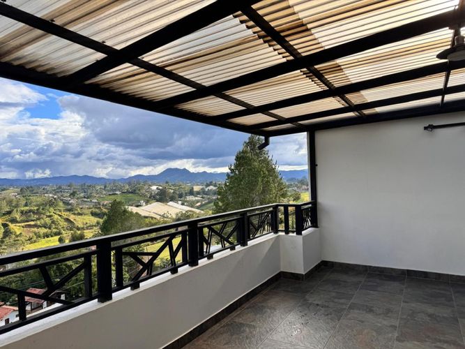 Casa de 3 alcobas en venta en El Carmen De Viboral, El Carmen de Viboral, 183 m² · foto 8 de 17