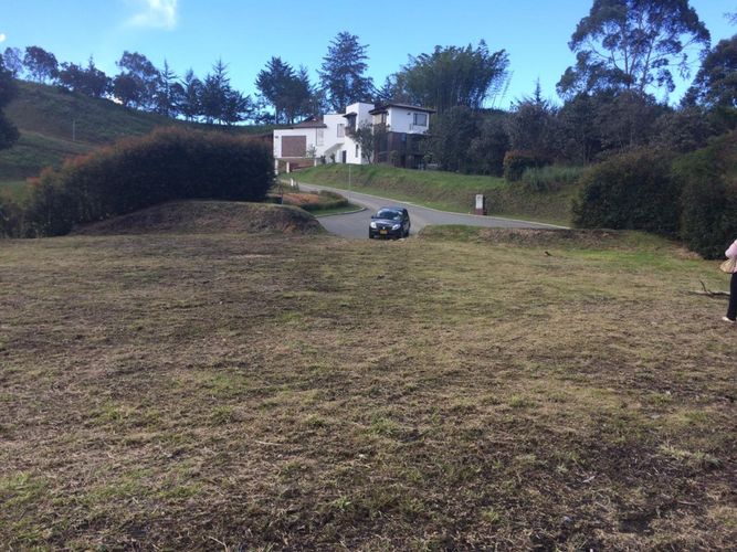 Lote en venta en El Carmen De Viboral, El Carmen de Viboral, 3028 m² · foto 2 de 20