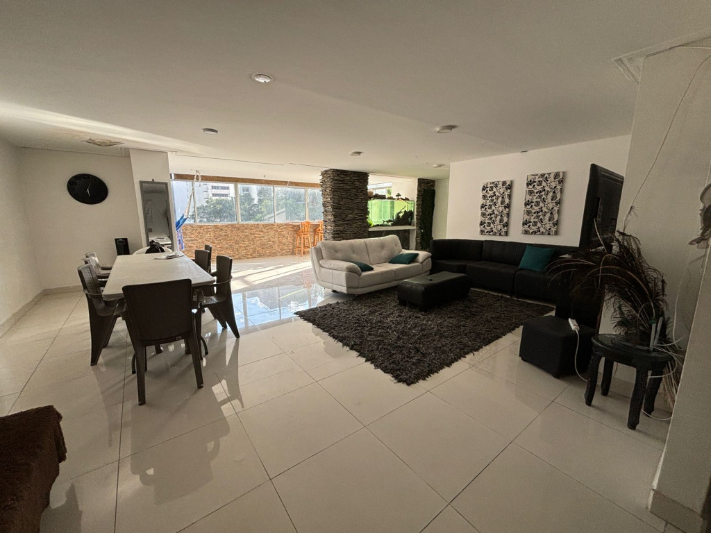 Apartment for sale in La candelaria, Medellín