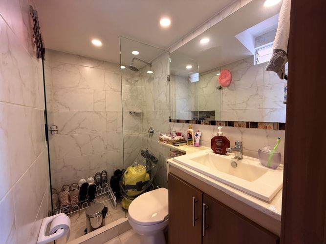 Apartamento de 3 alcobas en venta en Fac, Madrid, 63 m² · foto 17 de 21