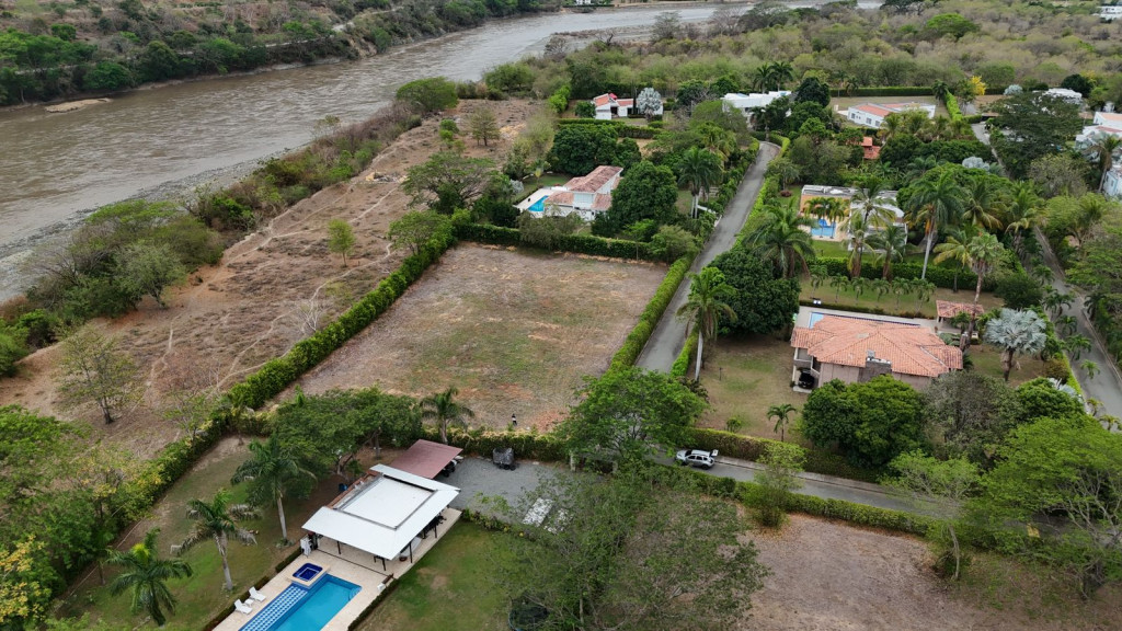 Land in Santafe de antioquia (3000 m²) for Sale