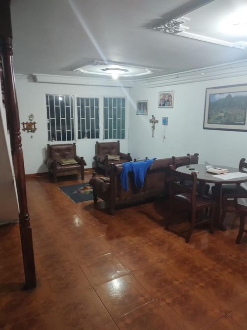 Casa de 5 alcobas en venta en Guarne, 215 m² · foto 11 de 20