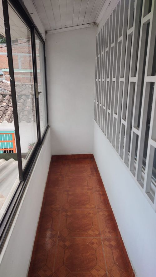 Casa de 5 alcobas en venta en Guarne, 215 m² · foto 15 de 20