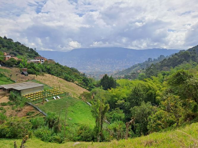 Casa de 2 alcobas en venta en El Rincón, Medellín, 60 m² · foto 20 de 24