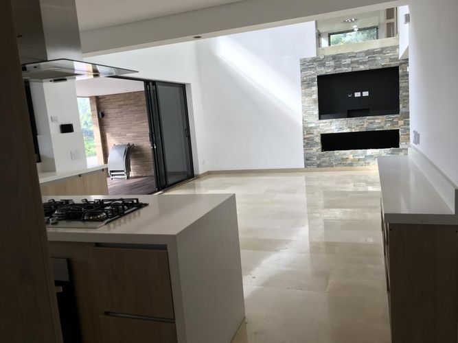 Casa de 5 alcobas en venta en San Isidro, La Estrella, 683 m² · foto 9 de 24