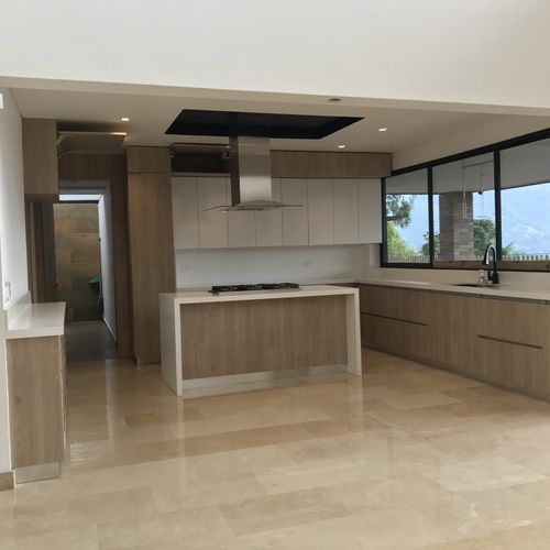 Casa de 5 alcobas en venta en San Isidro, La Estrella, 683 m² · foto 12 de 24