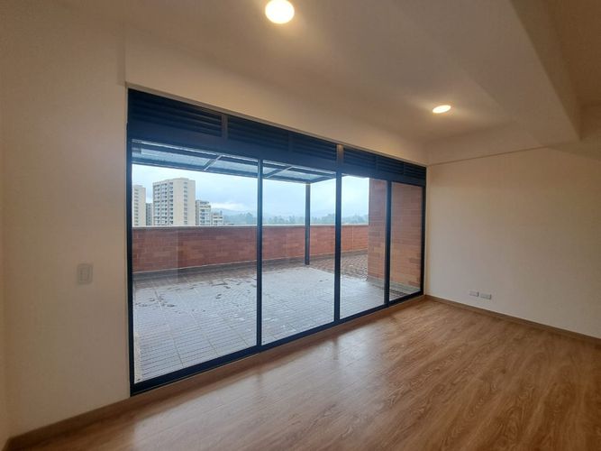 Apartamento de 2 alcobas en venta en Centro, Rionegro, 90 m² · foto 4 de 24