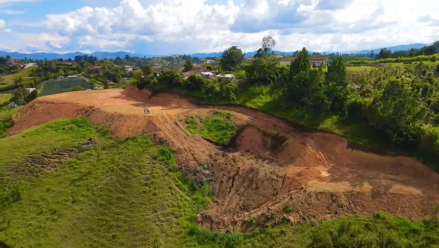 Lote en venta en Fontibon, Rionegro, 25322 m² · foto 2 de 5