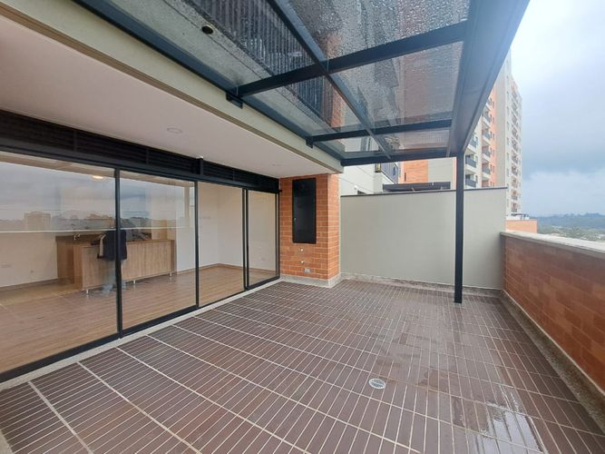 Apartamento de 2 alcobas en venta en Centro, Rionegro, 90 m² · foto 23 de 24