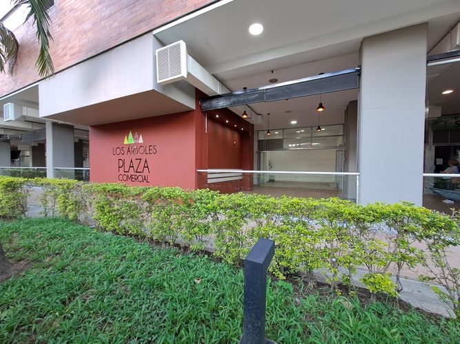 Local en venta en Niquia, Bello, 42 m² · foto 16 de 17