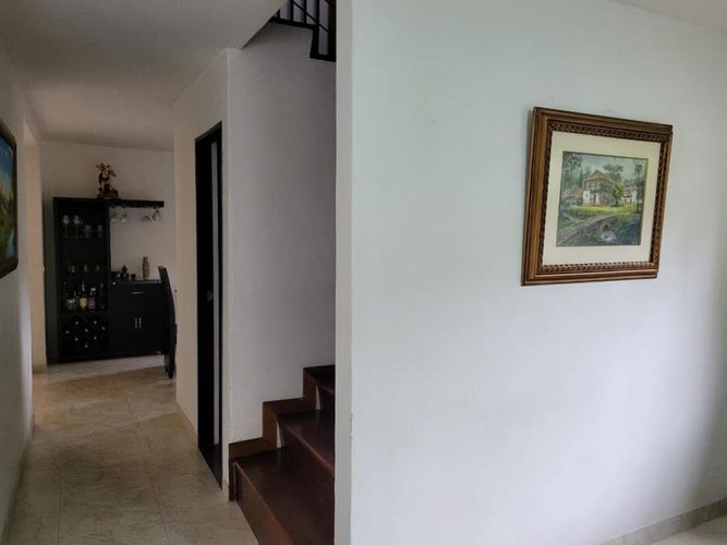 Casa de 5 alcobas en venta en La Castellana, Medellín, 362 m² · foto 6 de 24
