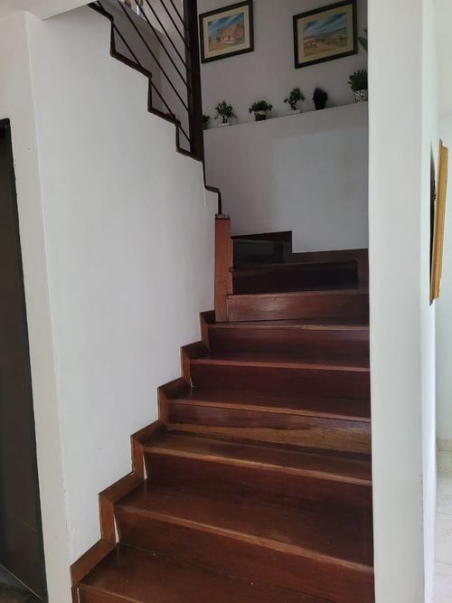 Casa de 5 alcobas en venta en La Castellana, Medellín, 362 m² · foto 9 de 24