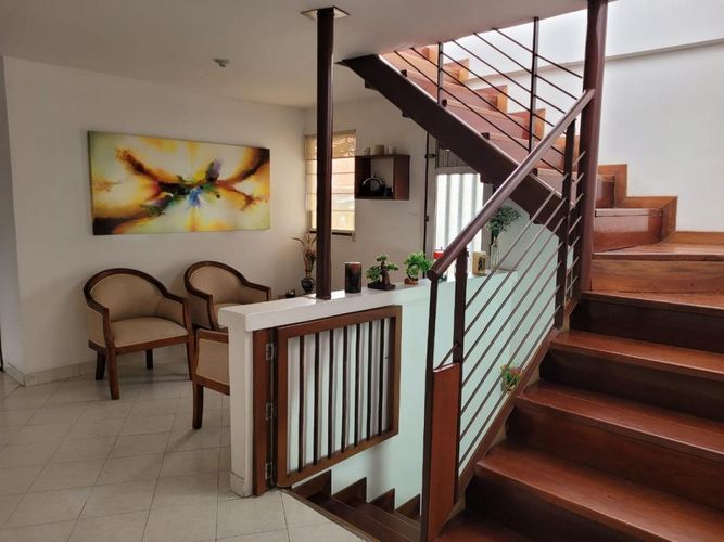 Casa de 5 alcobas en venta en La Castellana, Medellín, 362 m² · foto 10 de 24